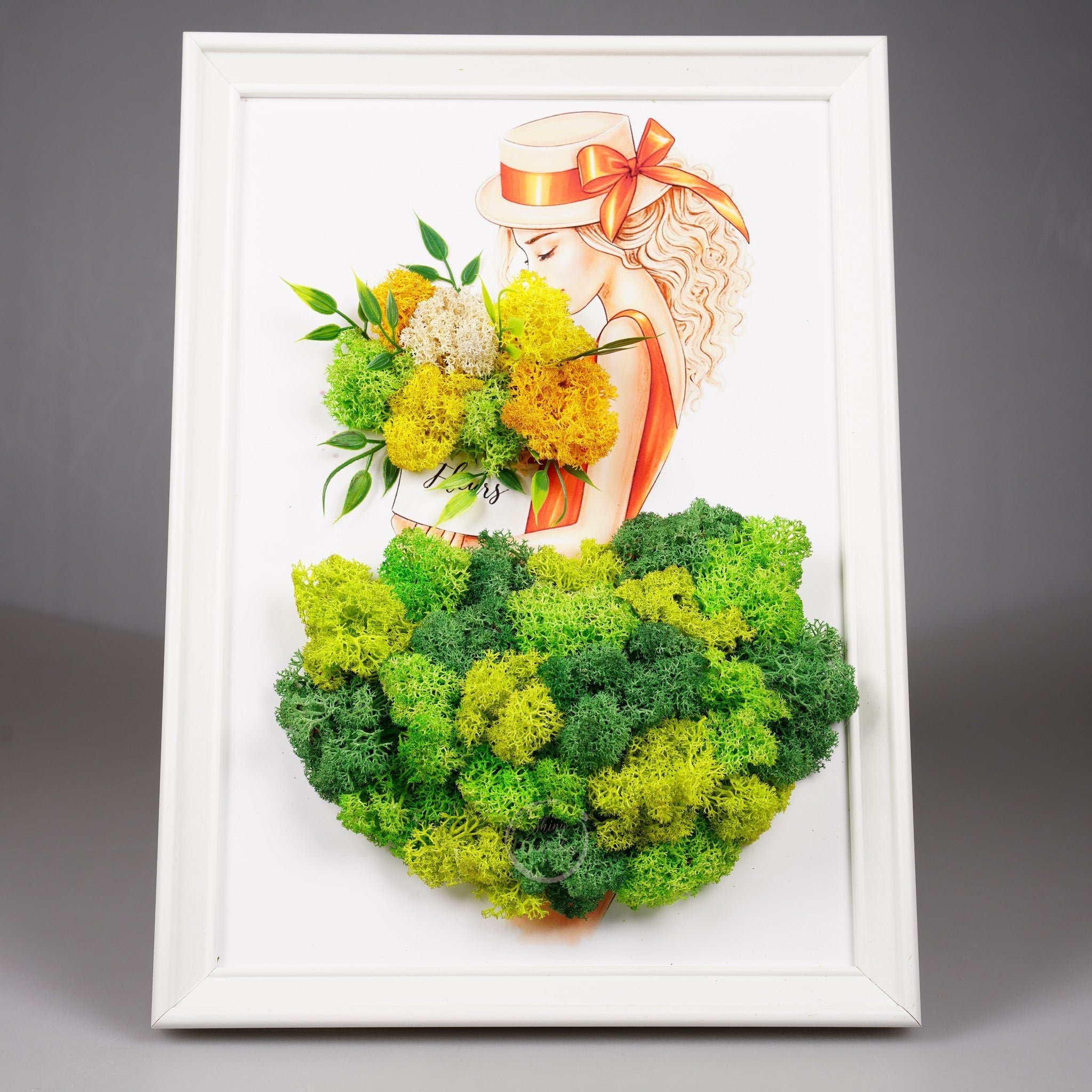 Рамка с жена и рокля от скандинавски мъх - Shiny Craftshop